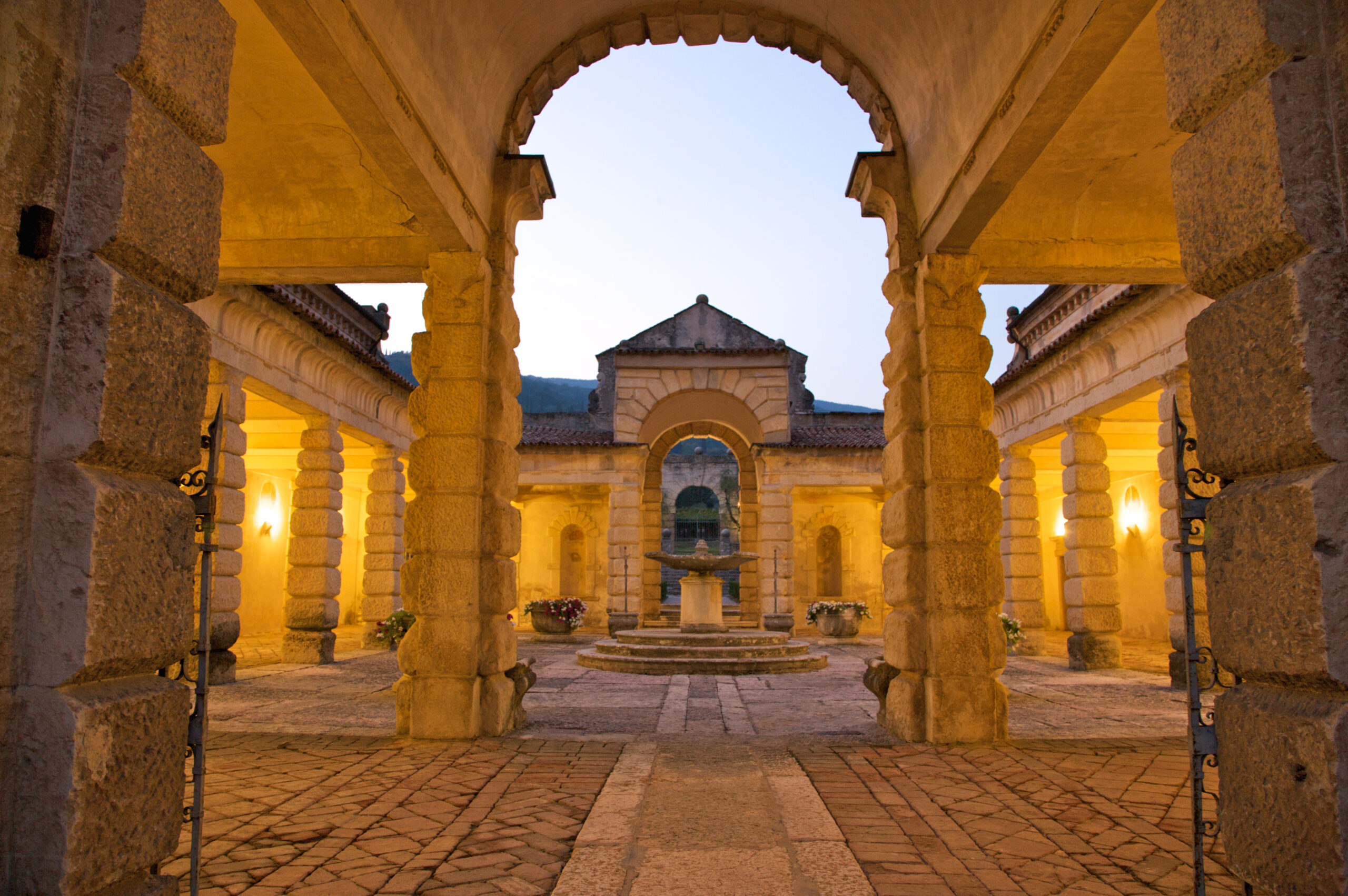 Villa della Torre courtyard, Veneto